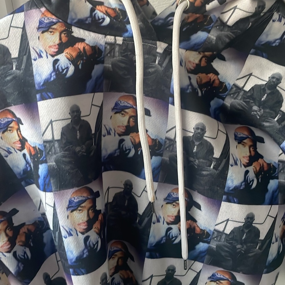 Tupac cropped hoodie